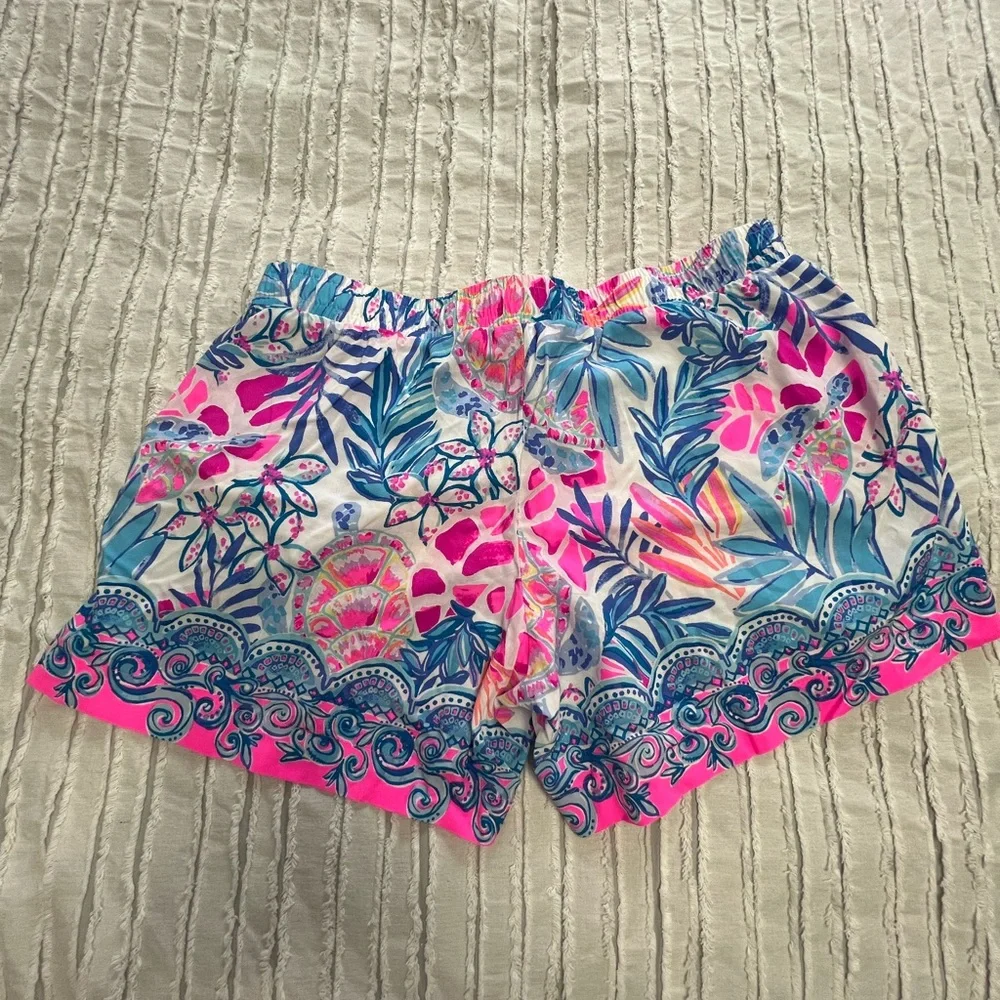 Lilly Pulitzer Shorts - Picture 3 of 8